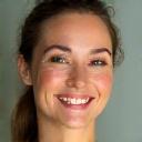 Ritratto di Sofia L., cliente soddisfatta.